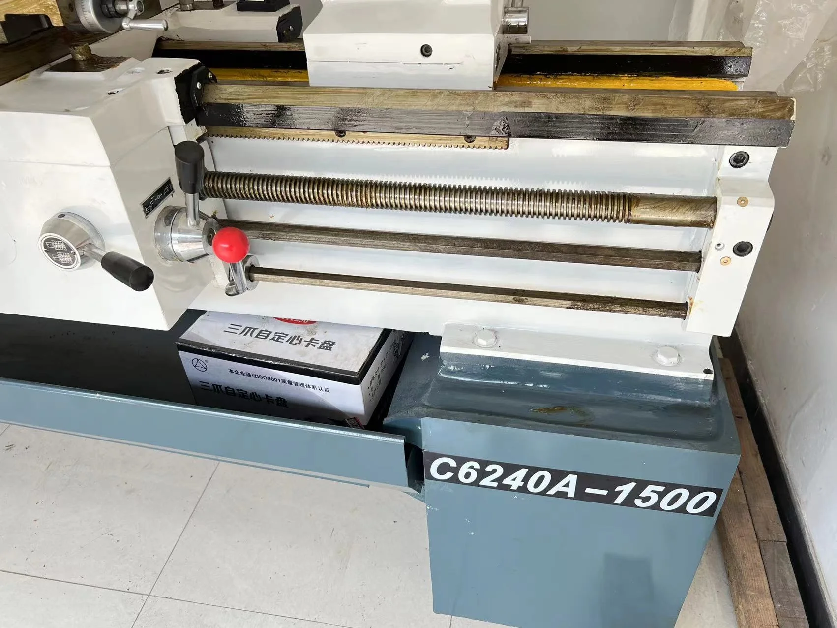 C6240A-1500 полуавтоматическая горизонтальная heavy duty металлический ручной токарный станок