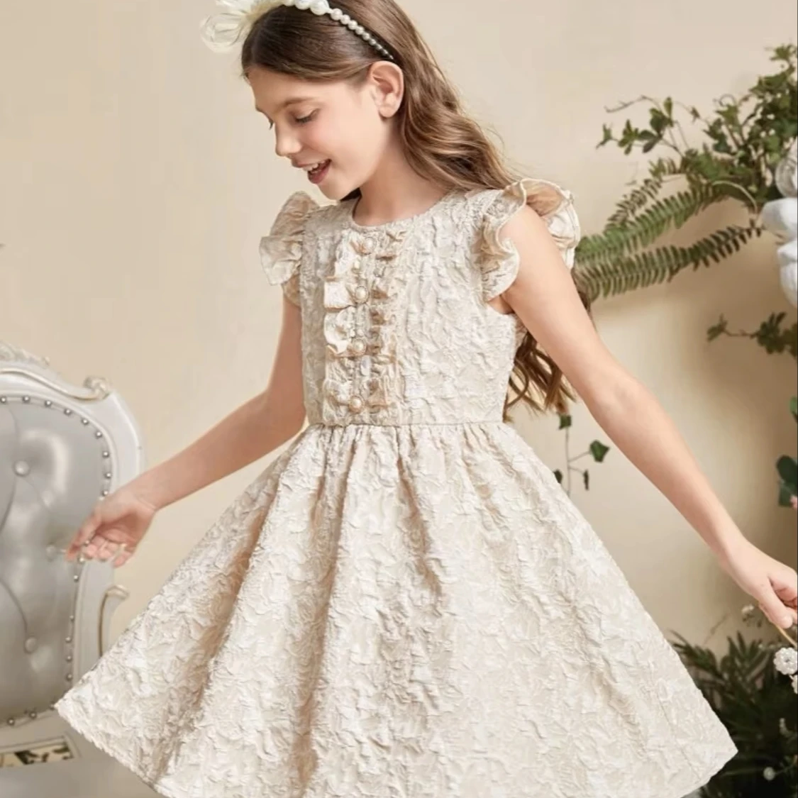 Woven Polyester Floral Jacquard 3D Textured Fukro Jacquard Fabric For Making Children Dresses