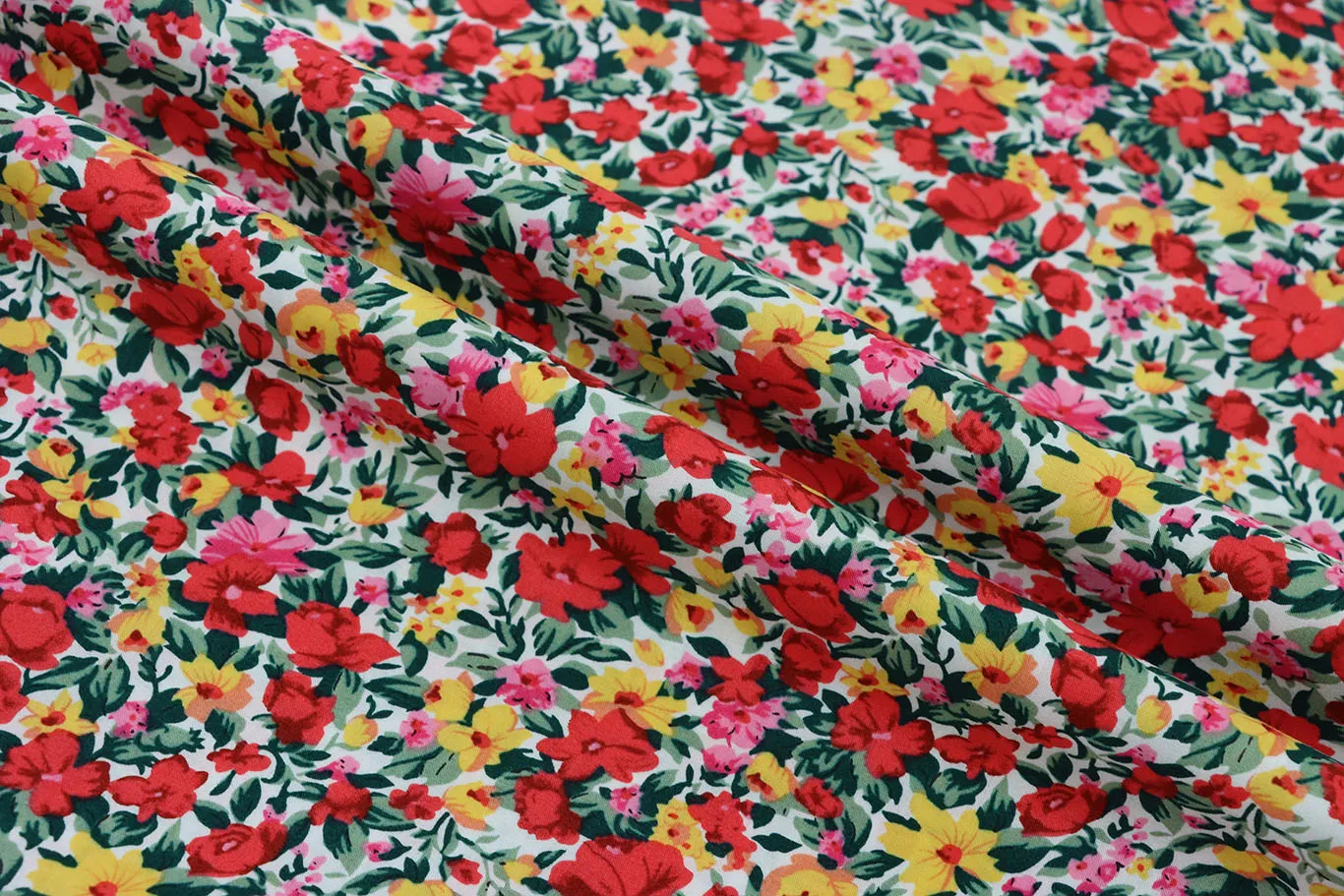 100%Cotton Fabric B34 Hot sale Shaoxing Manufacture African Print Textile Fabrics Cotton Roll for Garment