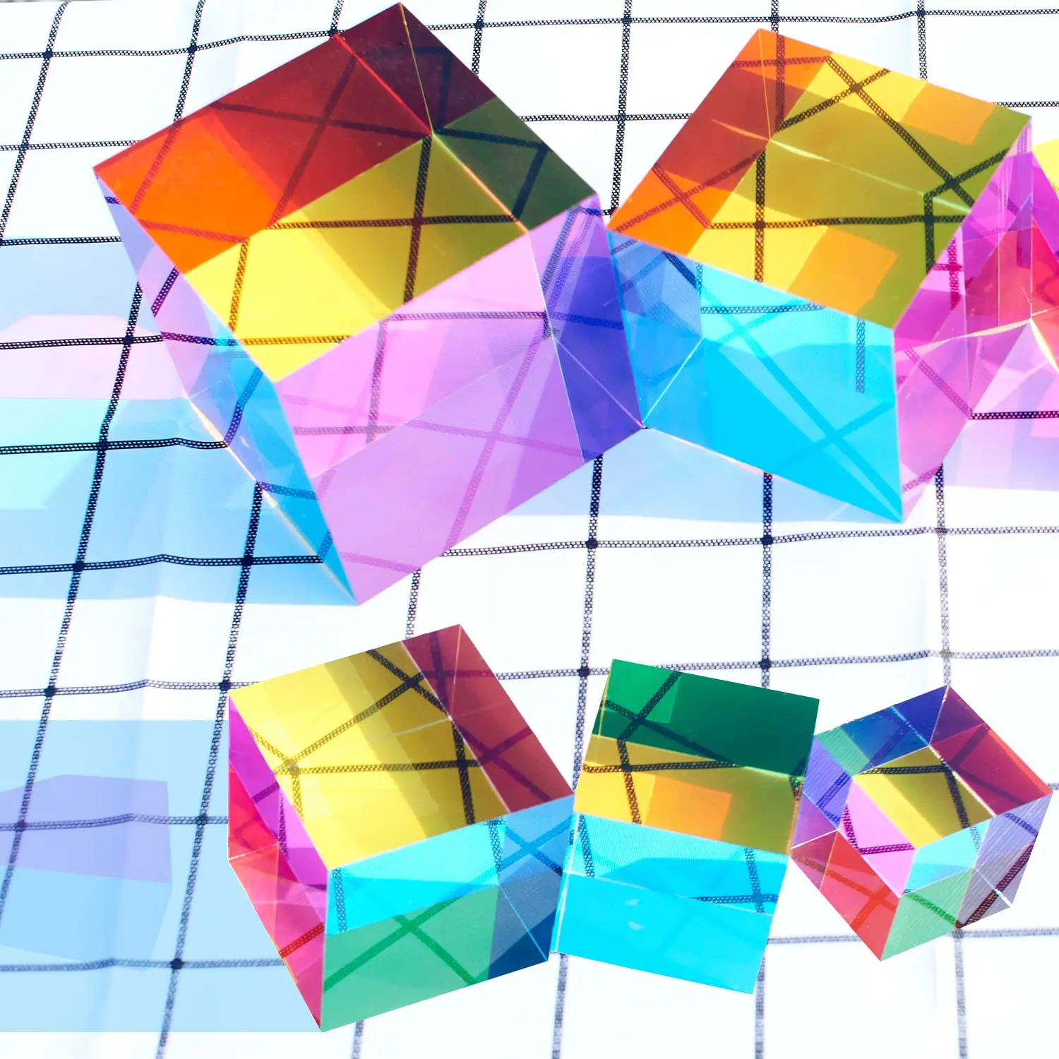 Custom Crystal Glass Cube Color Mixing Cube Colorful Acrylic Prism for Home Decor Office Desk Decoration