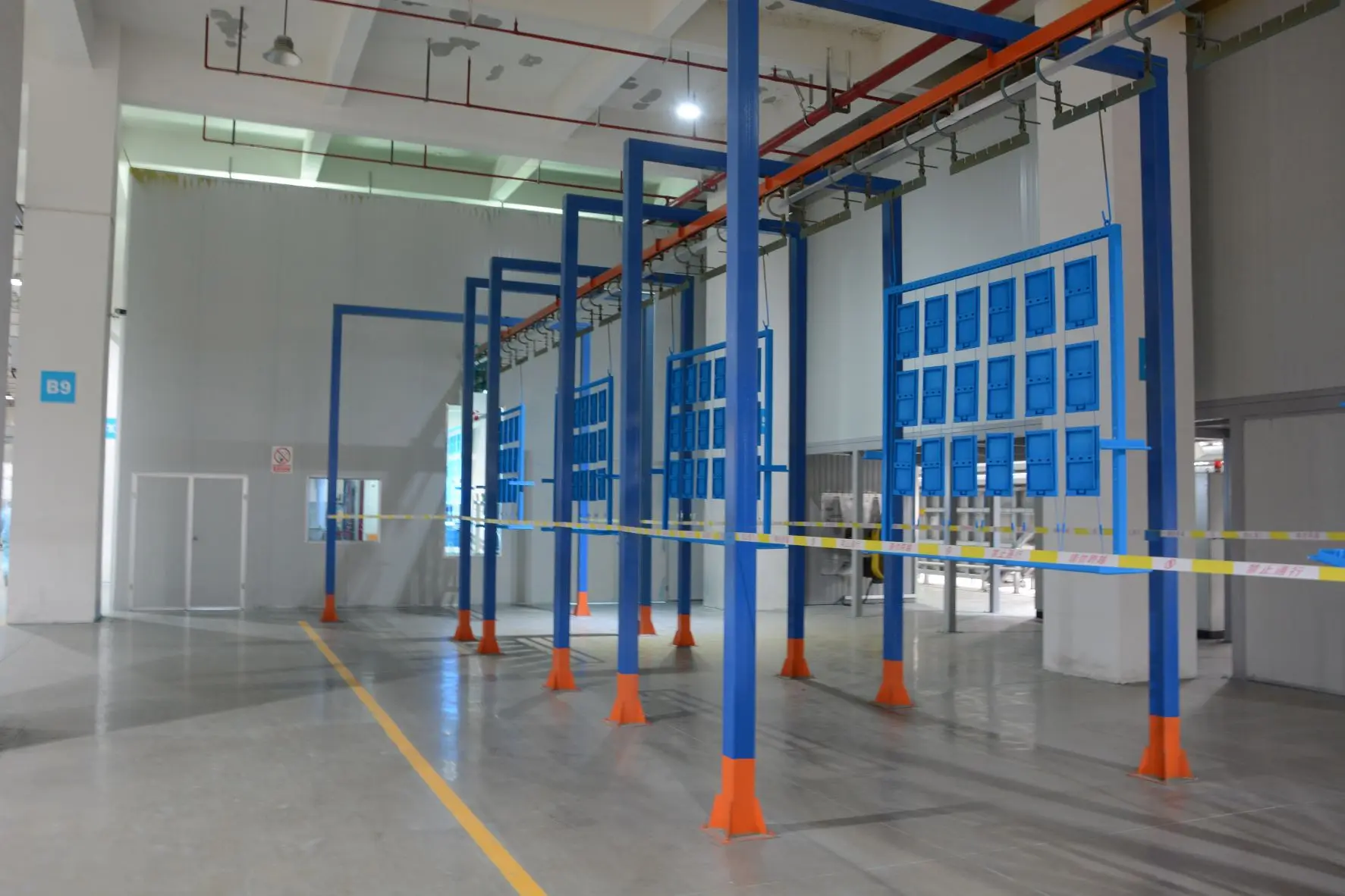 High precision charging battery storage locker cabinet meeting the need of contactless storage applied in the food delivery line