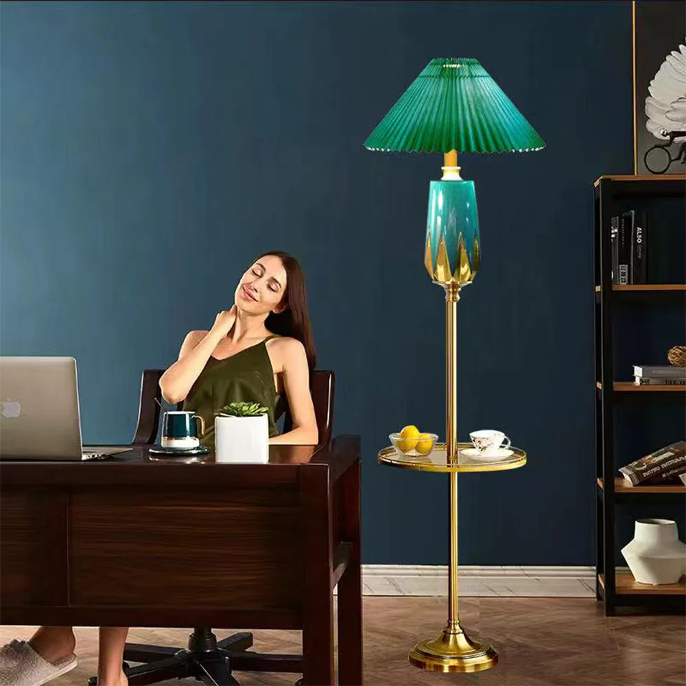 American Retro floor lamp luxury for living Room Decor or Bedside Bedroom Study European Decorative standing lamp