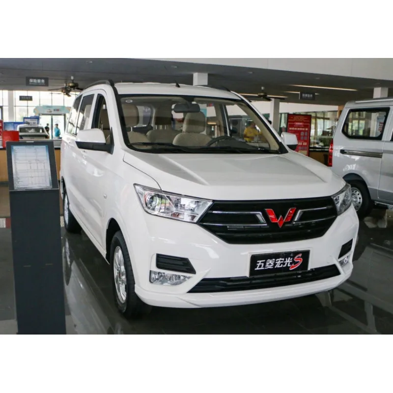 Wuling Hongguang S 2021 S стандарт 99 л.с. 7-местный бензиновый 1,5 л фургон