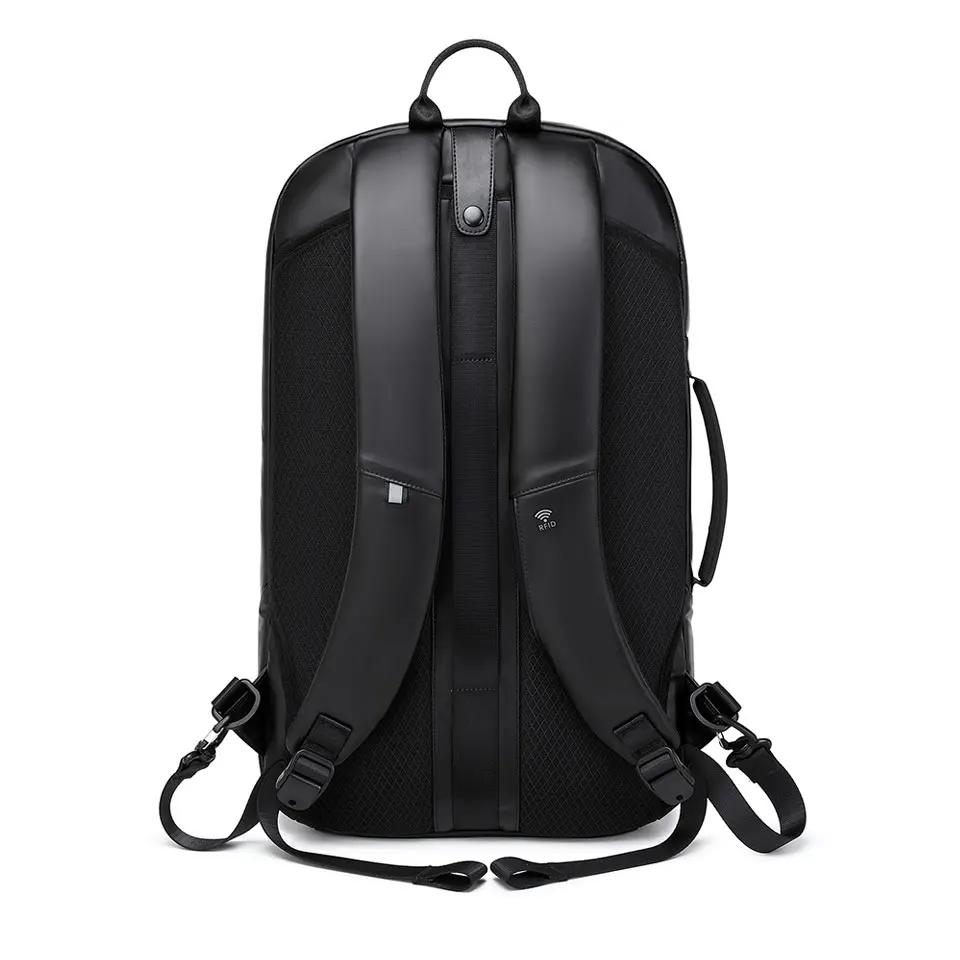 Guangzhou manufacturer custom logo waterproof gym casual sports backpacks