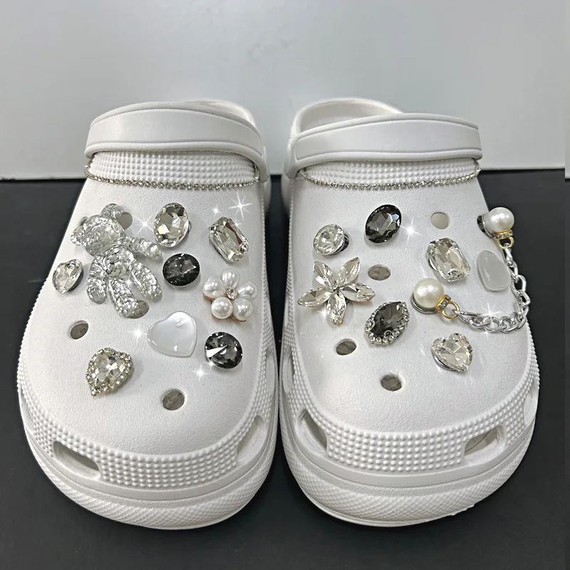 Wholesale Stock Fashion Designers Metal Bear Luxury Bling Custom Rhinestone Metal Shoe Buckle Shoe Decorations Shoe Charms
