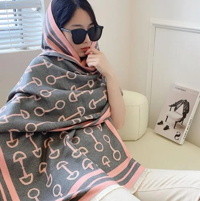 Новый дизайн клетчатые шарфы оверсайз осенне-зимние теплые длинные шали с кисточками кашемировый