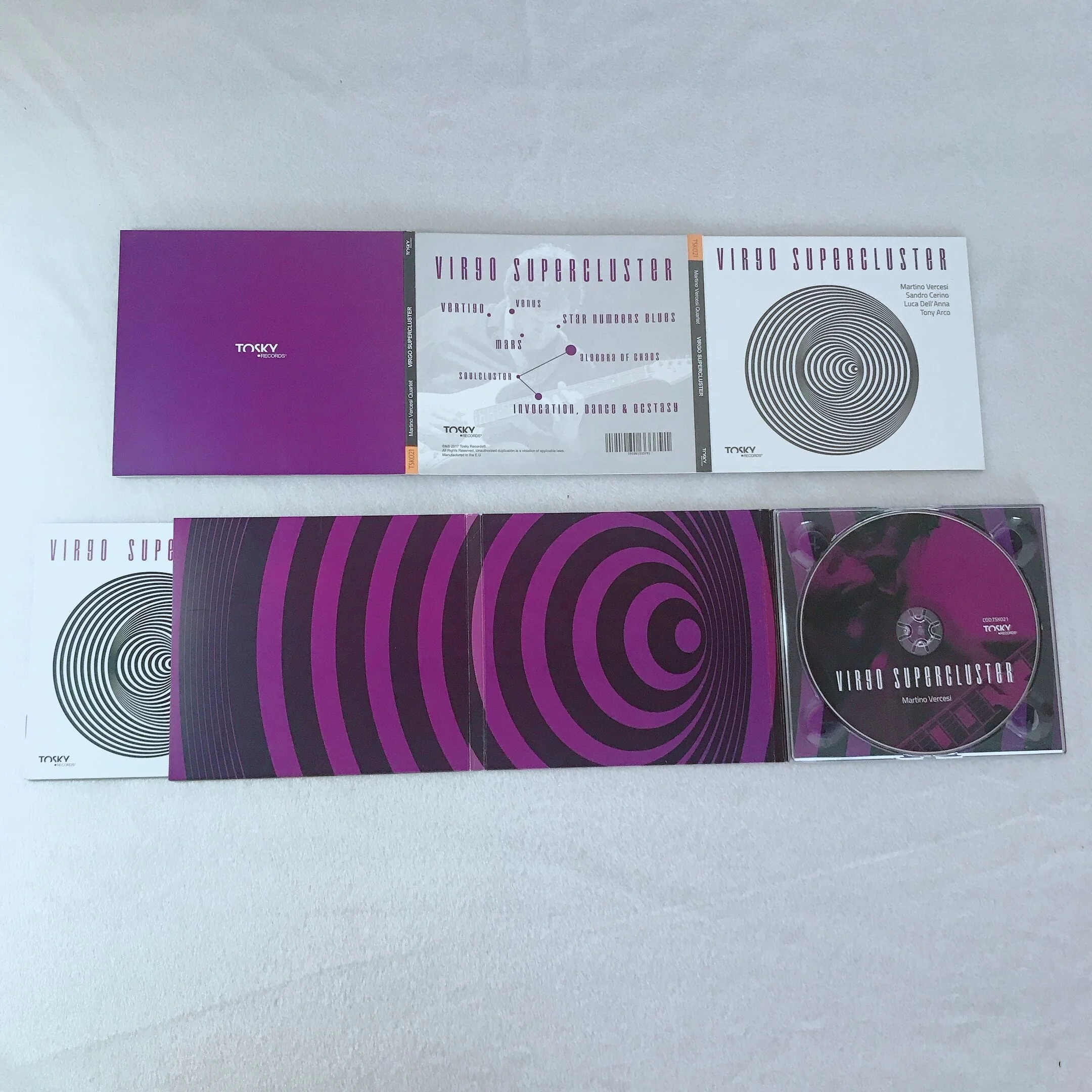 CD DVD duplication Disk duplication in Digipak