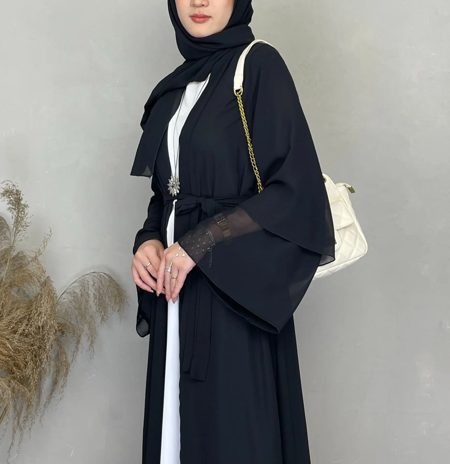 Wholesale Turkiye Elegant Kimono Islamic Clothing Women Muslim Cardigan Chiffon Modern Muslim Robe Dubai Abaya