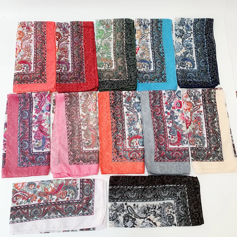 Women Square Scarf 70*70cm Russian Retro Floral Print Head Scarves Bandana Foulard Femme Muslim Headwrap babushka Scarf