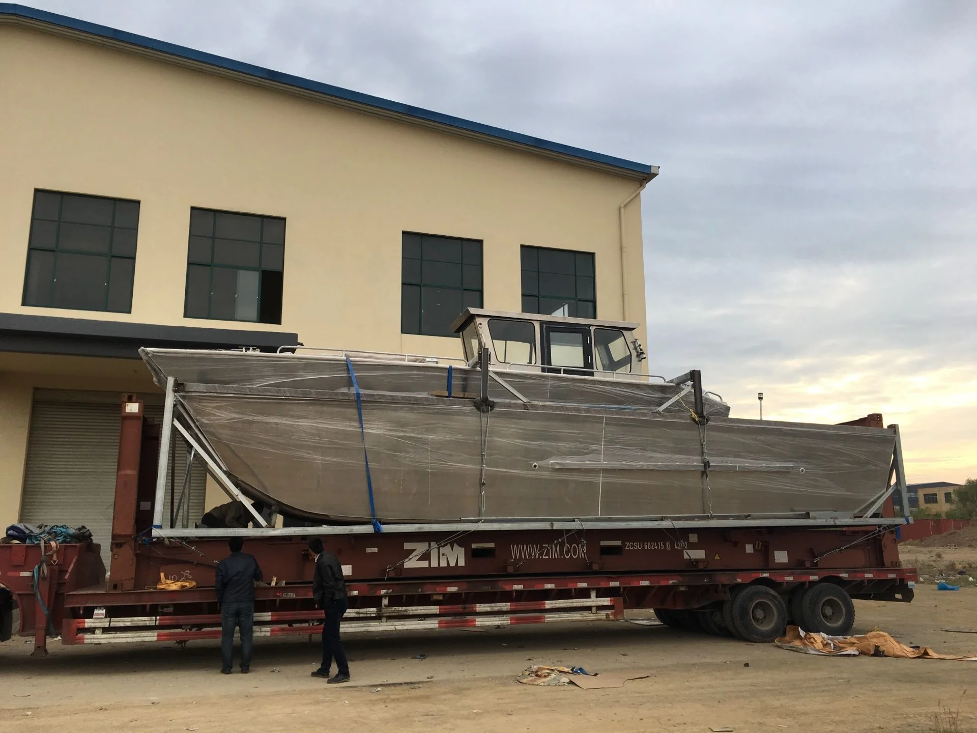 37ft aluminum landing boat for fish farm work with crane