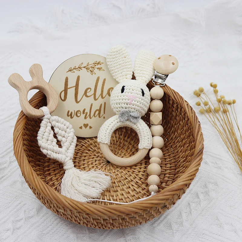 New Beech Wood Handmade Rattle Teether Bab Customized sensory organic baby crochet toy pacifier clip with wooden rattle gift set