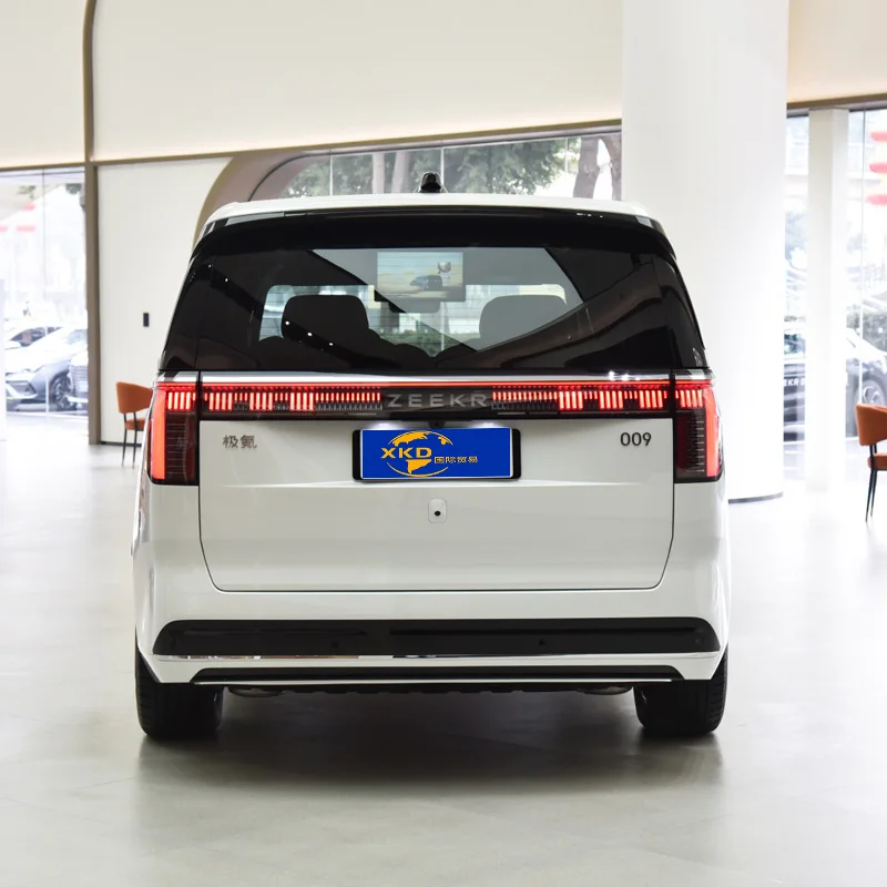 2022 Chinese Top New Energy Vehicles zeekr009 MPV 5 Doors 6 Seats EV car CLTC 702km electric cars