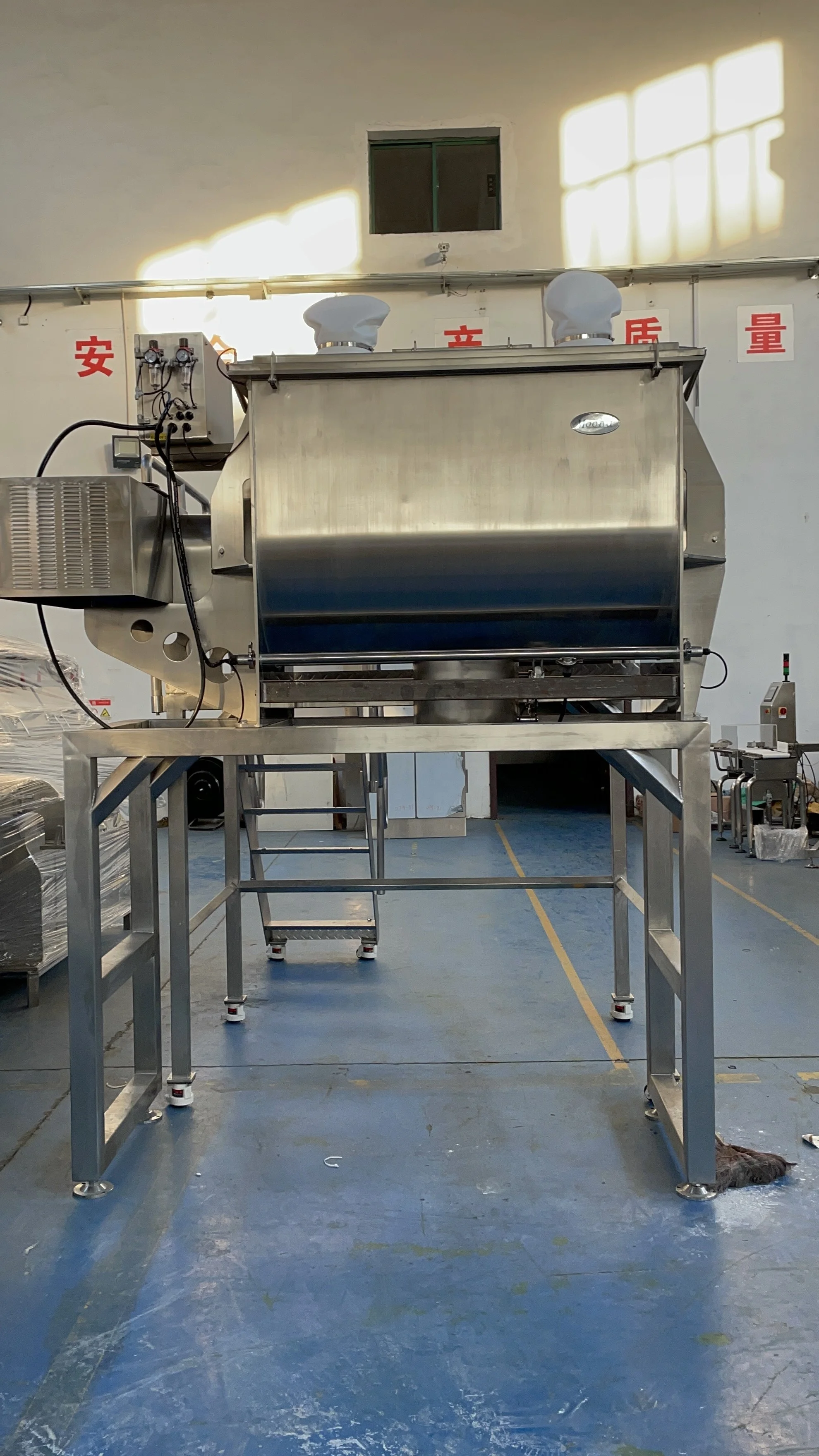 Ribbon Dry Chemical Pharmaceutical Powder Mixer High Capacity Seasoning Powders Ribbon Blender For Powder Feeding & Filling Line