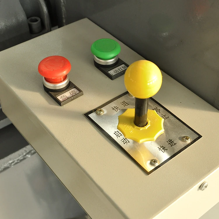 High accuracy Automatic Advanced spindless veneer peeling machine