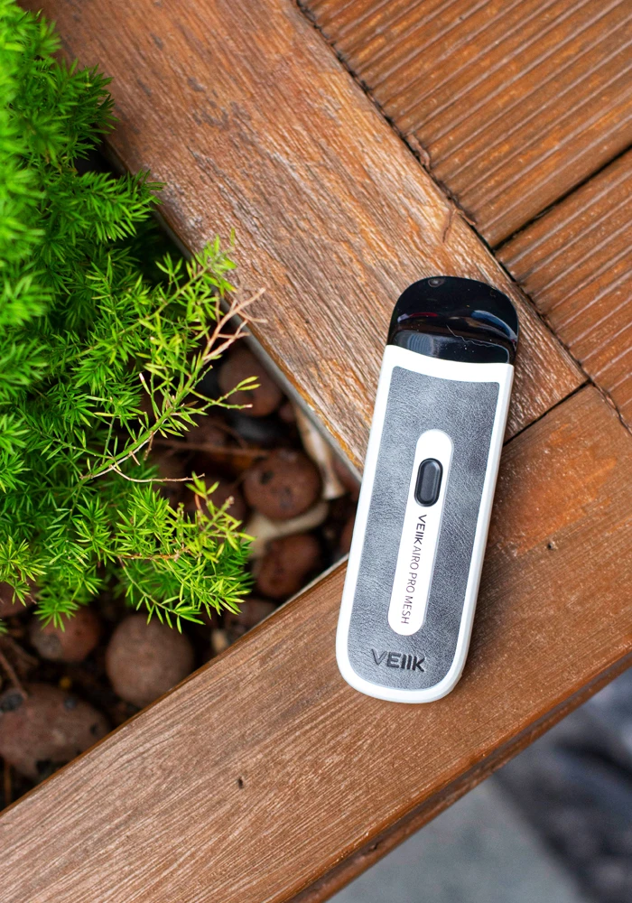 
2020 Newest electric cigarette wholesale VEIIK Airo Pro Fire key Replaced Coil Built-in Rechargeable Battery vape Pod Kit 