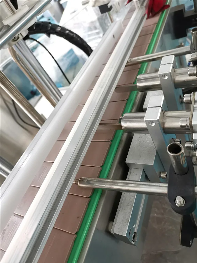 Fully automatic 5 gallon drinking water liquid filling and labeling production line