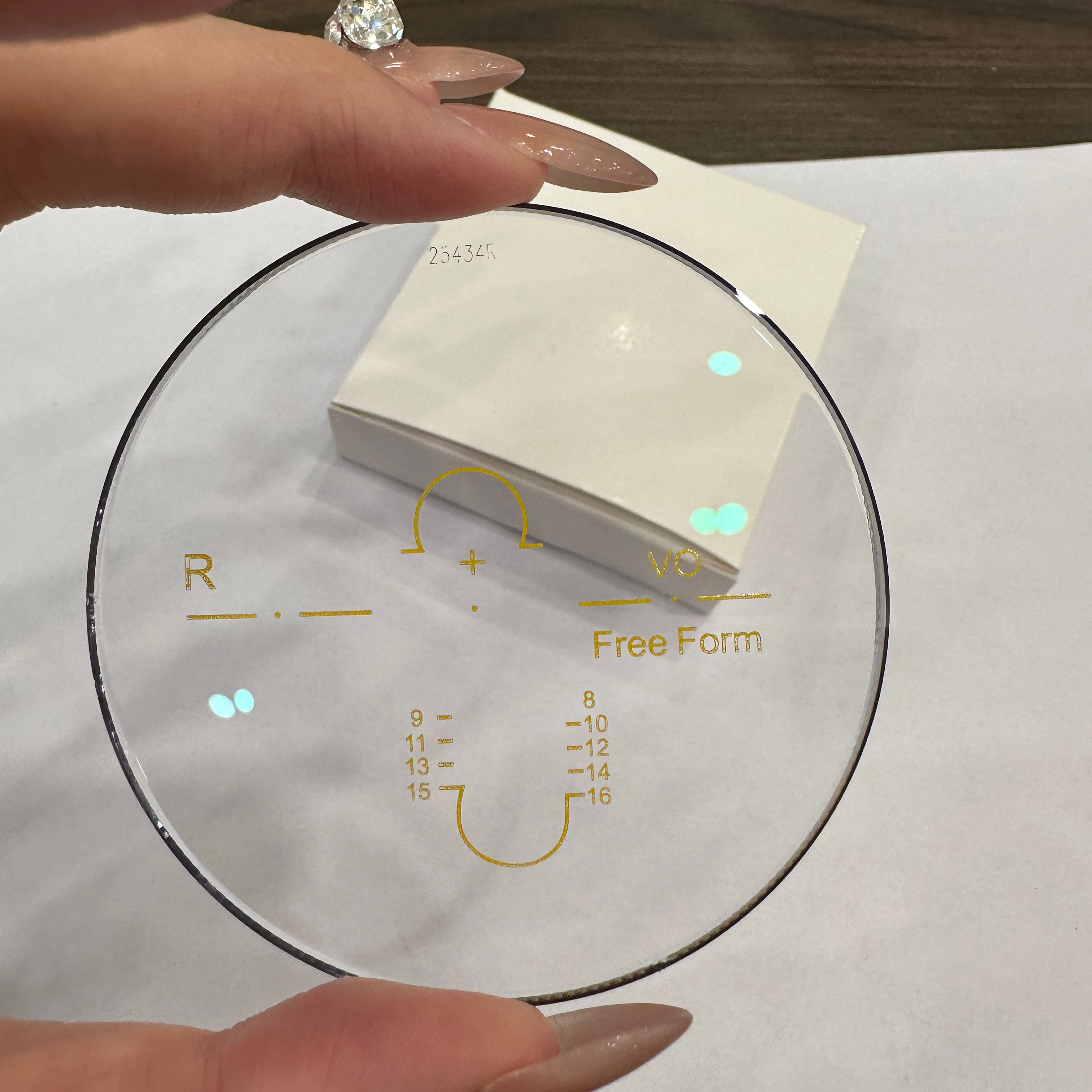 Hot Sale Radiation Protection 1.56 Index Progressive Optical Lens Photo Grey and Brown Blue Cut Lenses