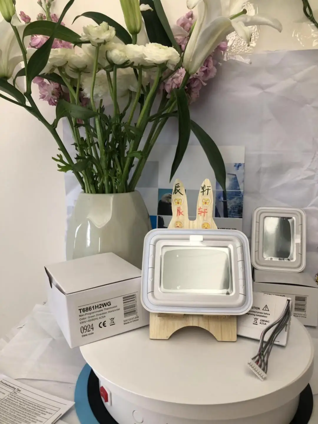 High Quality T6861H2WB T6861H2WG T6861V2WB T6861V2WG Thermostat With Nice Pirce