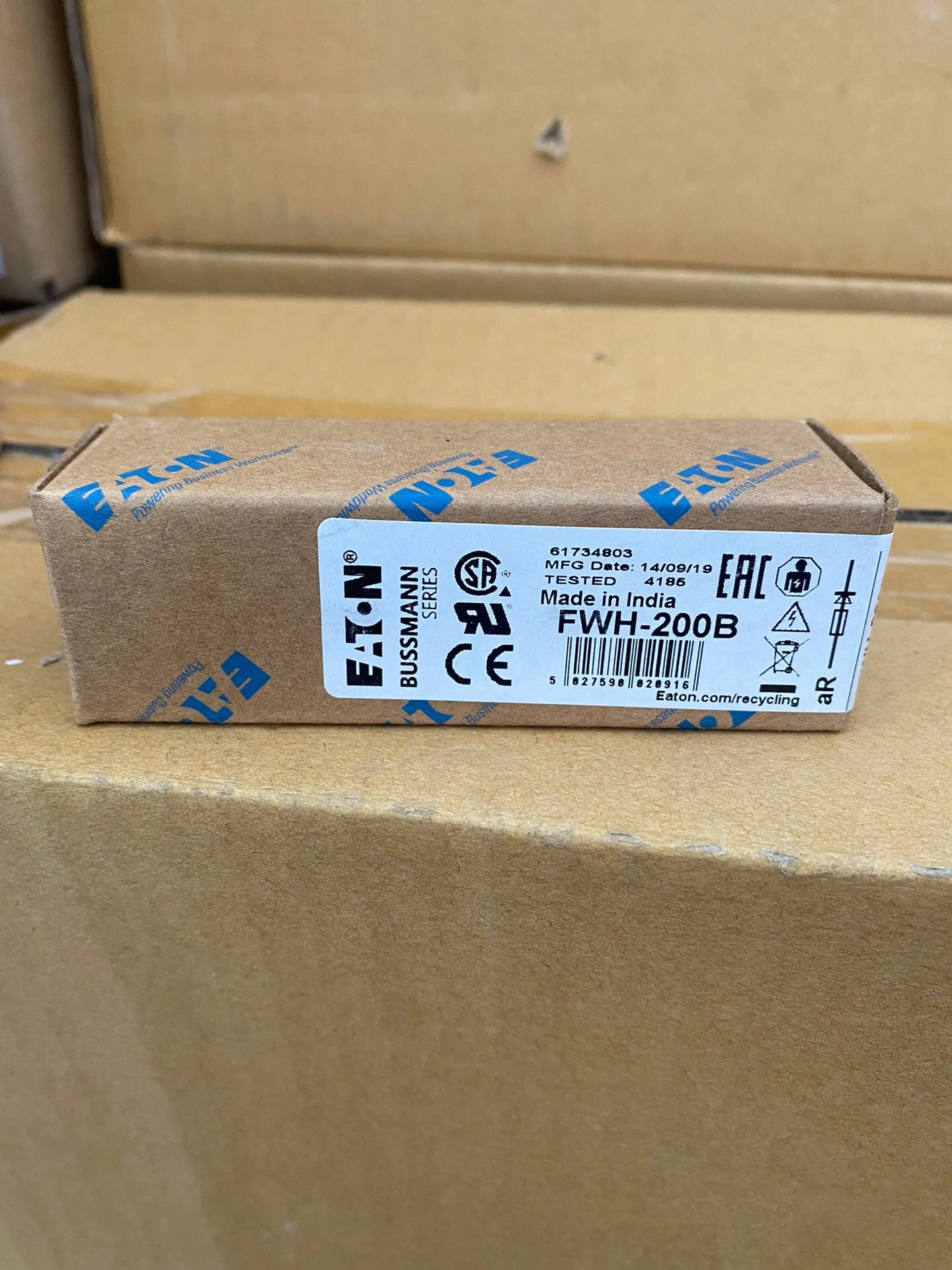 Bussmann FUSE FWH-100B  FWH-125B FWH-150B FWH-175B FWH-200B 500V