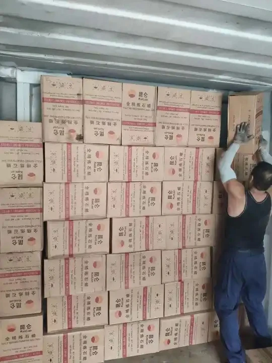 Kunlun Brand Fully Refined /Refined Paraffin Slab Wax Semi Fine Paraffin Wax 58-60/ Industrial /Food Grade for Candle Making