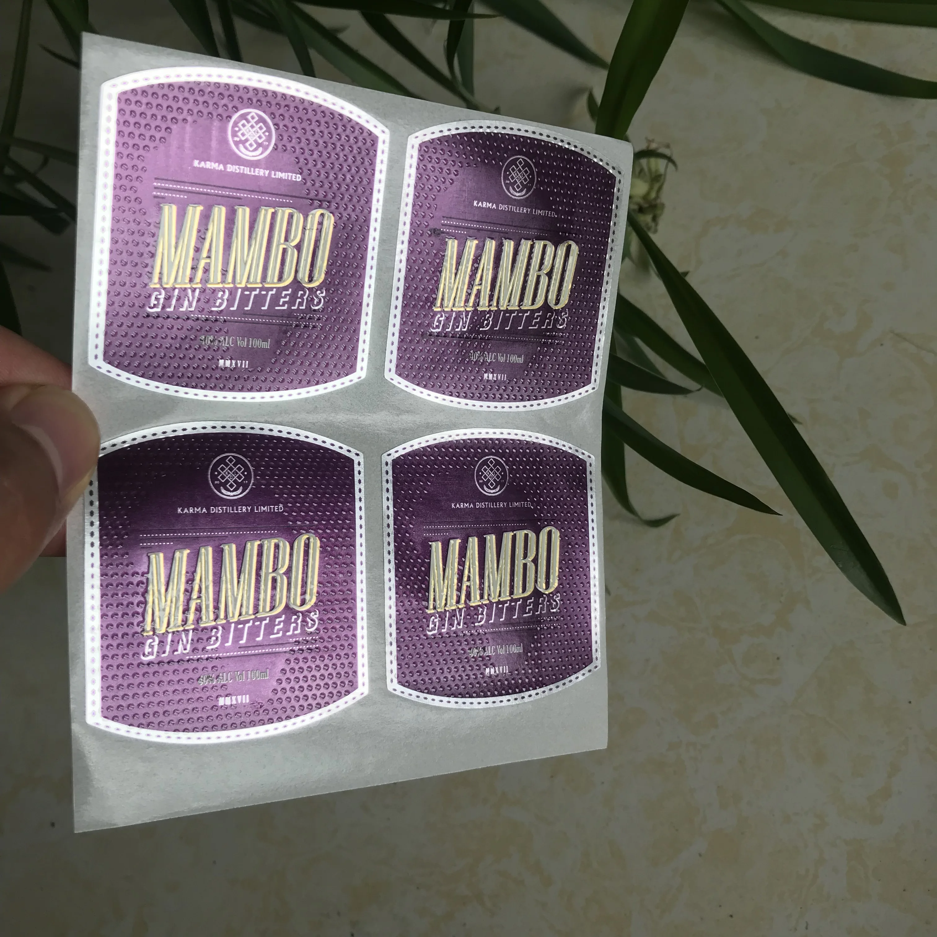 Custom Printed Roll Plastic Waterproof Adhesive Vinyl Food Glass Bottle Packaging Sticker Label