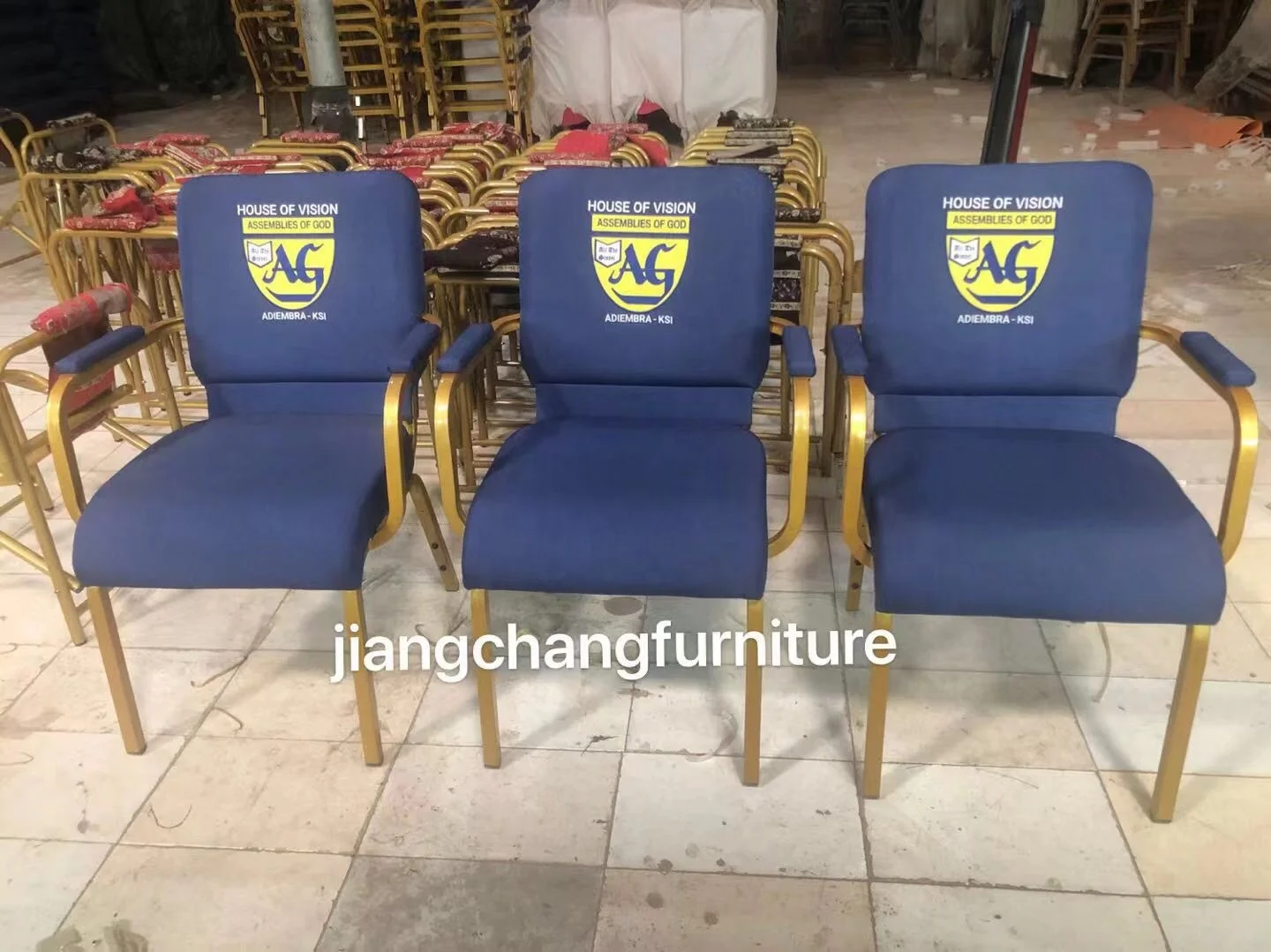 Chinese Metal Church Chair With Armrest JC-E211