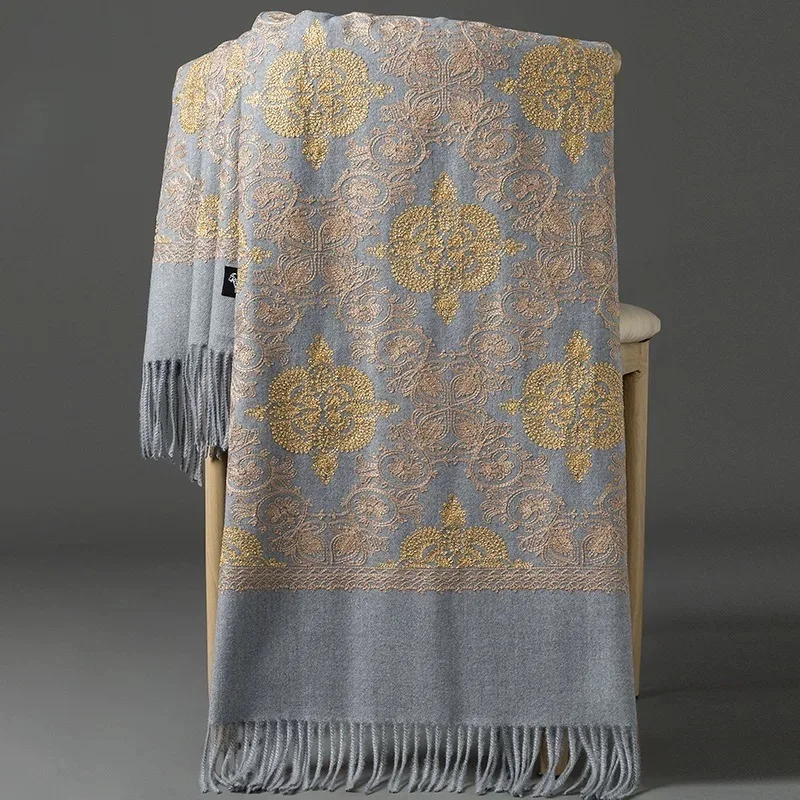 Fast Delivery Fashion Simple Soft and Thick Winter Gold Silk Crown Embroidered Scarf