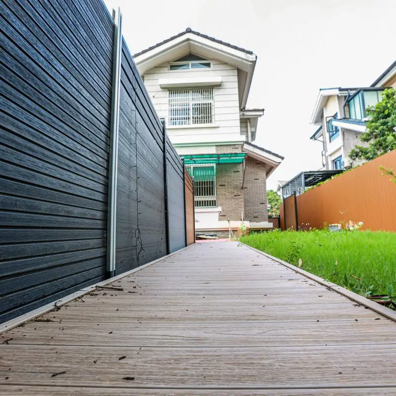 Waterproof Anti-Slip WPC Deck Traditional Style Outdoor Terrace Flooring Wood Plastic Composite for Garden and Exterior Use