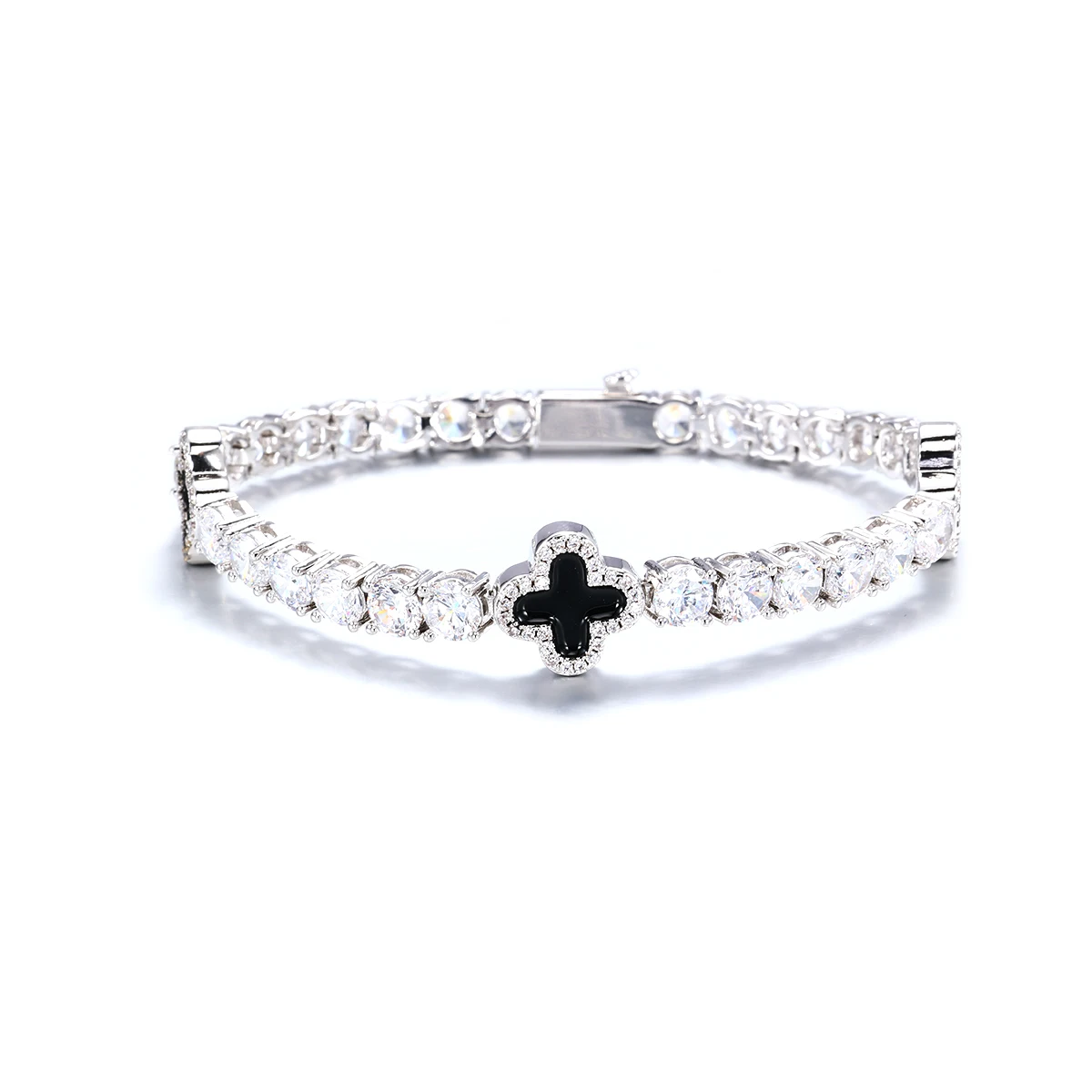 DE Hiphop Trendy Dazzling Fashion Brass Jewelry Iced Out Gold Plated Bling Enamel Clover Zircon Tennis Link Chain Bracelet
