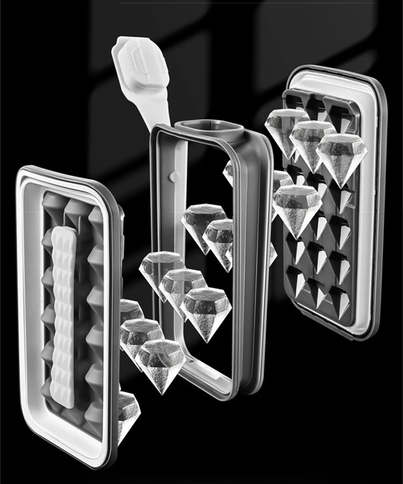 Wholesale Leakproof Dimon Shape Amazon Top Seller 2 In 1 Silicone Cube Tray Molds Ice Ball Maker Kettle Bottle