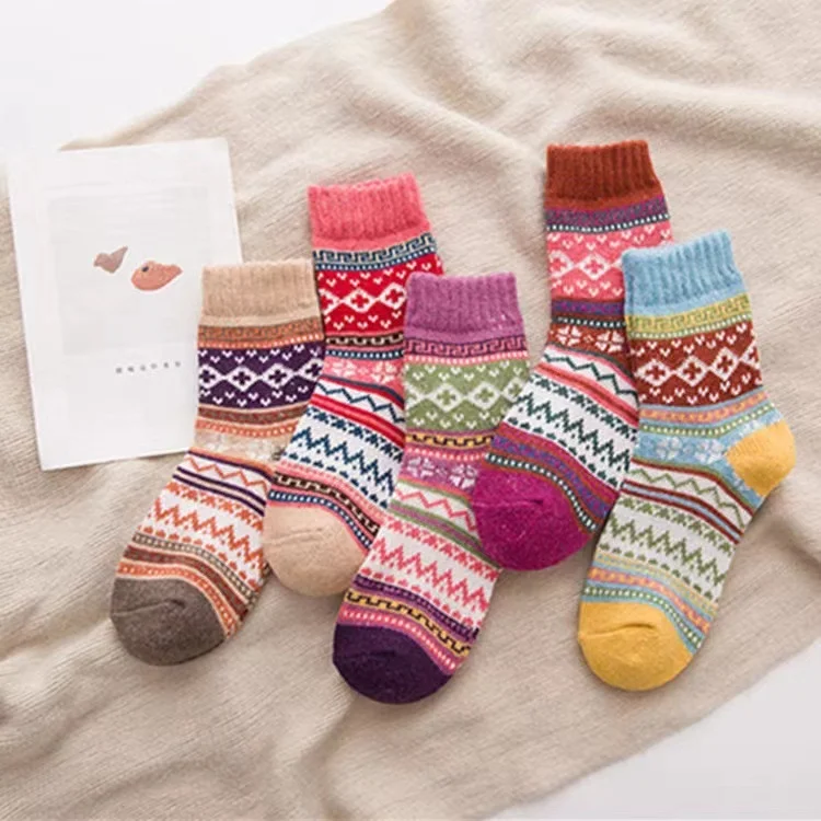 Wholesale Ethnic Style Winter Knit Thick Socks Warm Nordic Crew Socks For Women Ladies