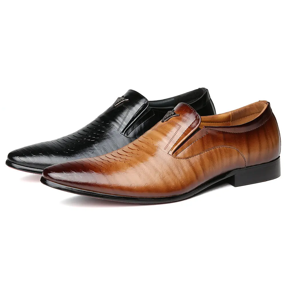 Fashion Design Man Casual Shoes Breathable Brogue Shoes High Quality Leather Leisure Formal Big Size Dress Shoes for Men Office