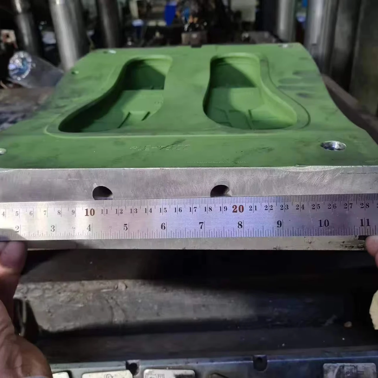 Chuangsheng Mold Shoe Moulding Maker :TR aluminum mold Injection Mould die maker plastic extrusion moulding