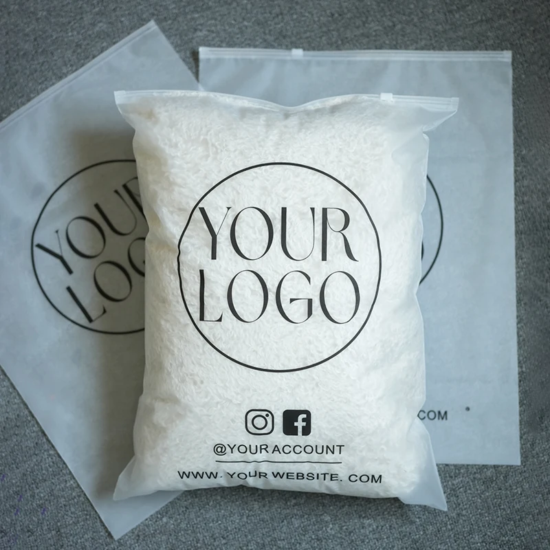 Factory Wholesale Customized Logo Clothing Packaging Zipper Bag Frosted Transparent Recyclable PE PVC Business Plastic Bags