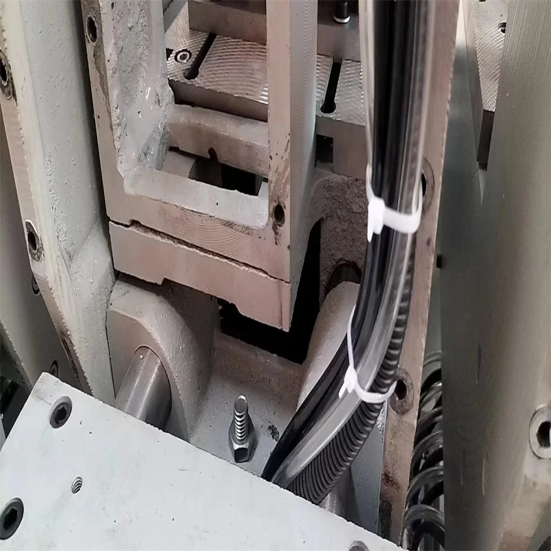 Chinese supplies welding equipment 3 head automatic plastic butt corner welder machines for sale