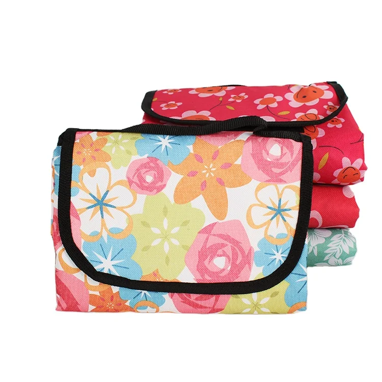 Extra Large Picnic & Outdoor Blanket with handle for BBQ, Water-Resistant / waterproof Handy Mat