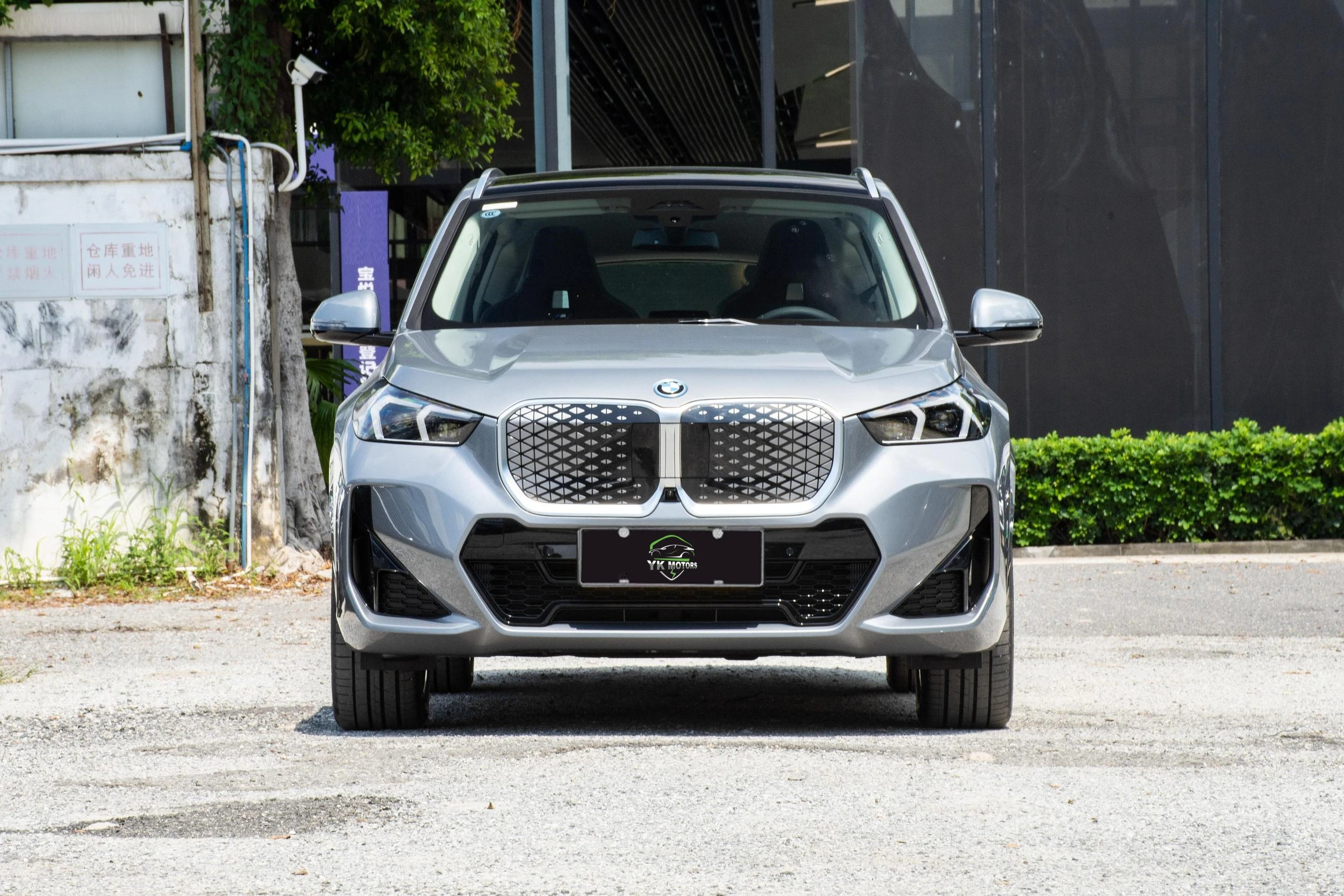 YK MOTORS 2024 EV Electric Vehicle Compact SUV BM W IX1 510km Battery Range  Low Price Chinese Car