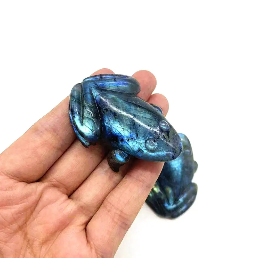 new product natural hand carved labradorite frog aura crystal black lovely cute frog crystal crafts for home decoration