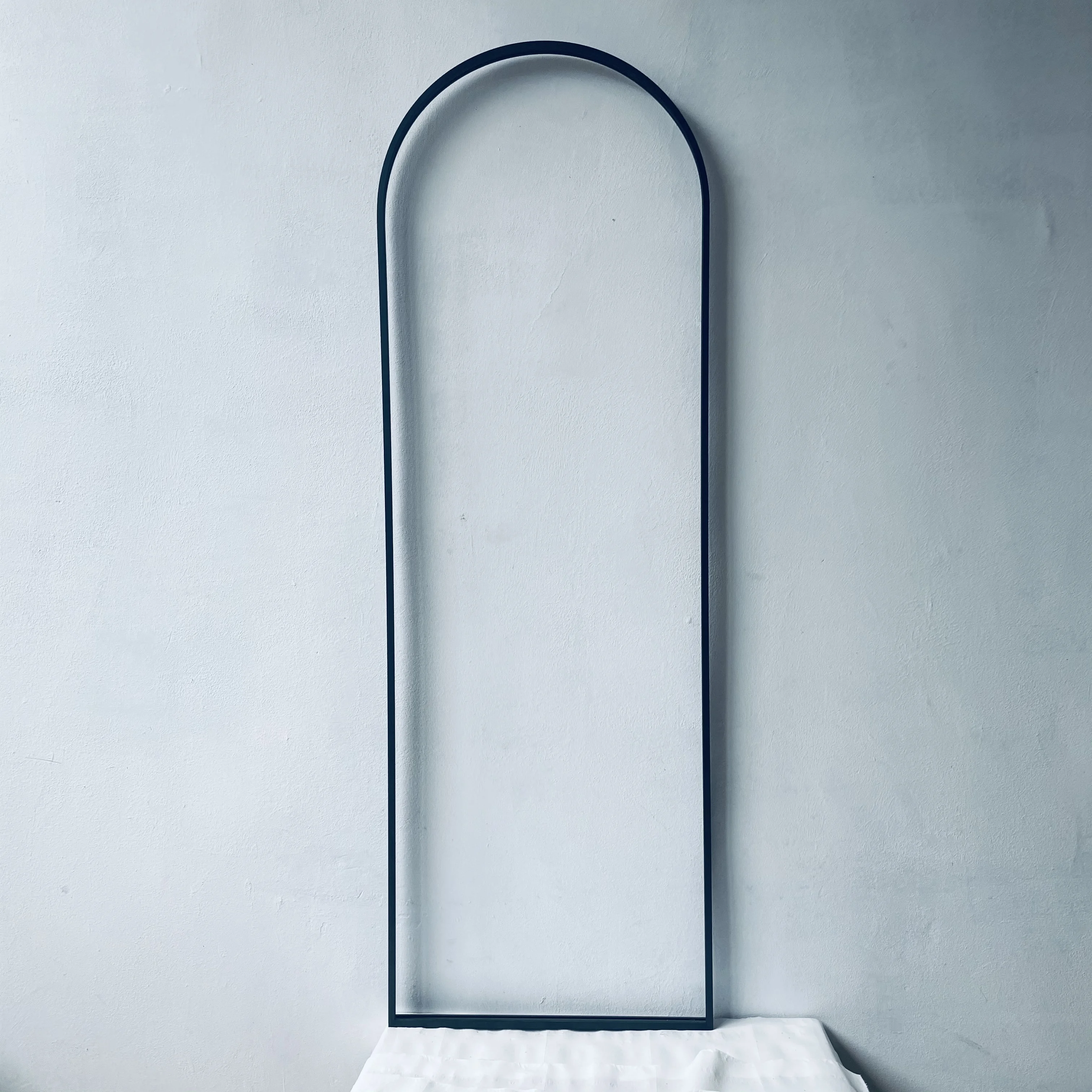 Durable Aluminum Arch Frame Black Perfect for Outdoor Events Offering Stylish Design and Sturdy Support