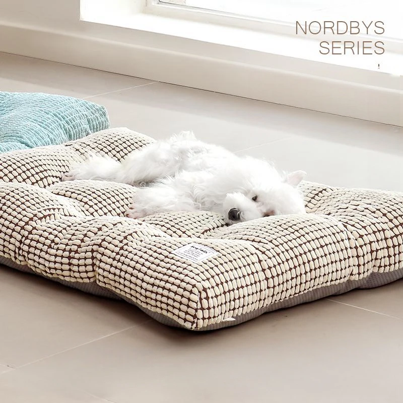 Hot Sale Puppy Dog Cat Fleece Blankets Cushion Pet Sleep Mat Pad Bed Cover Soft Warm Blanket For Animals