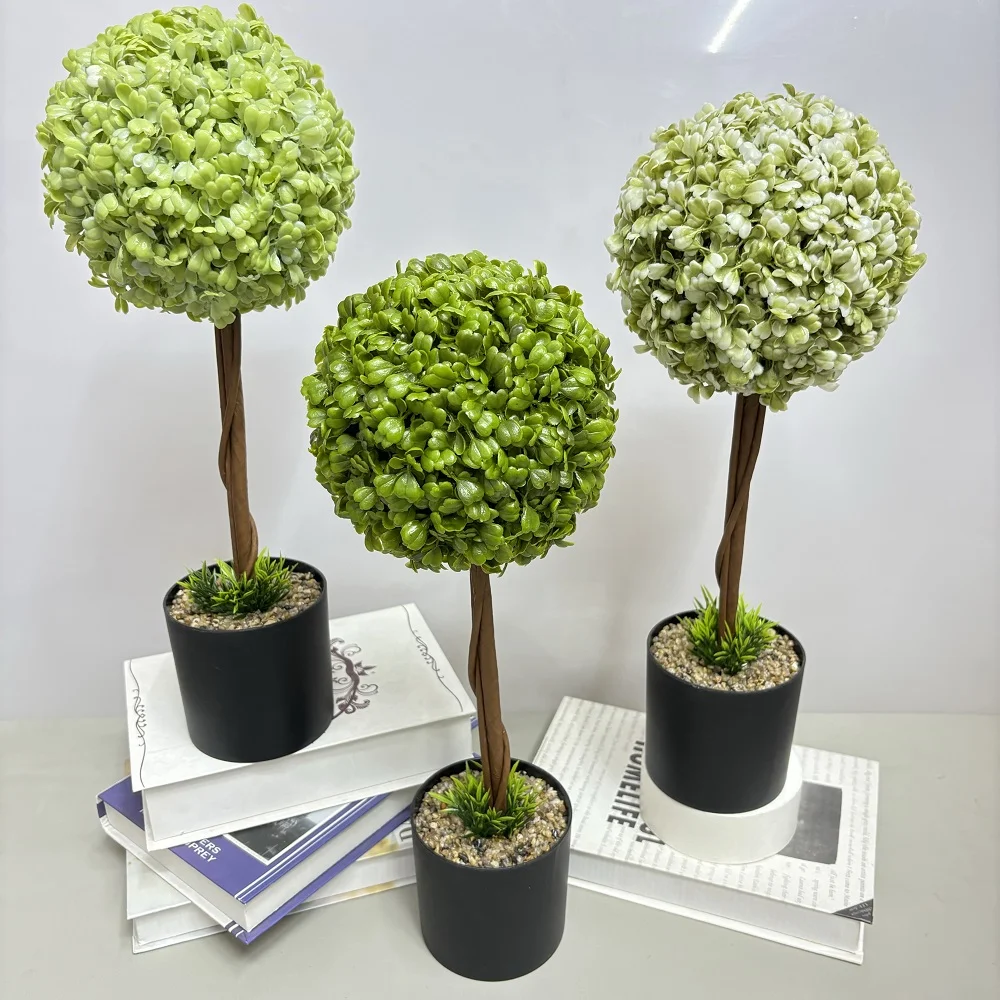 Black plastic potted plants with large balls of peanut grass green gardening flowerpot office desktop green flower pot