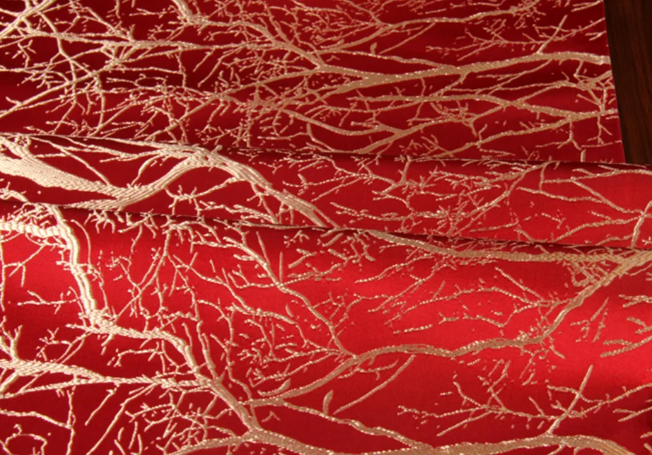 
2019 Top Selling 180cm*33cm Polyester Decorative Table Runner For Home Hotel Banquet Decoration 