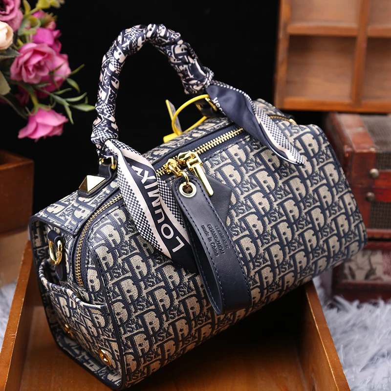 2024 New Fashion Luxury Shoulder Bags For Women Mother Tote Bag Retro Lady Handbag Shoulder Straddle Bag