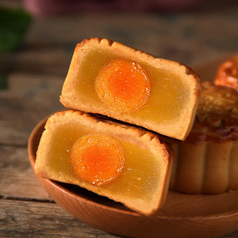 
Mid-Autumn Festival Mooncake with Egg Yolk mooncak Lotus paste Bean Paste baked Moon cake 720g/Boxes Traditional dessert baked 