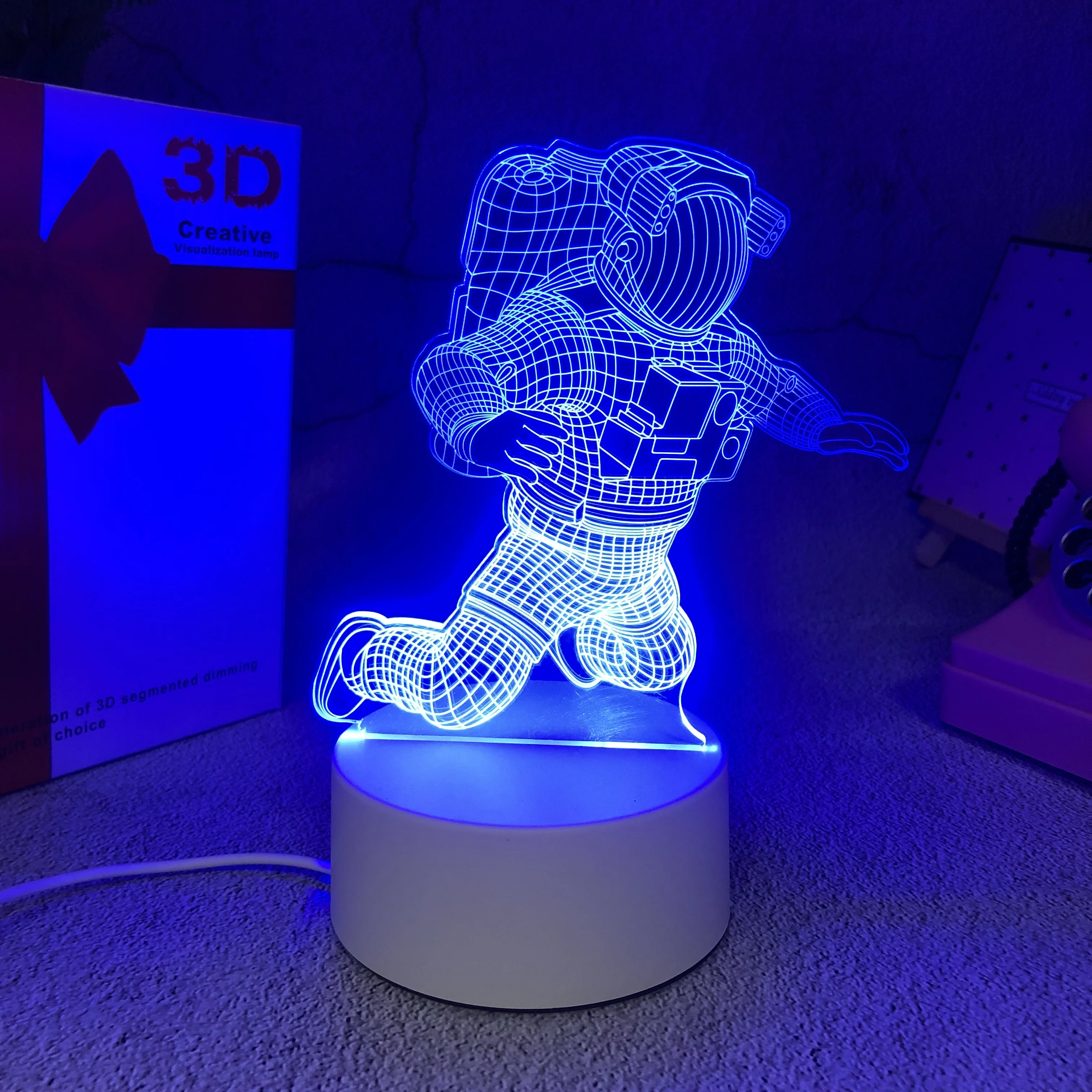 Table lamp bedside lamp usb bedroom creative personality decoration ornaments 3D moon astronaut astronaut night light