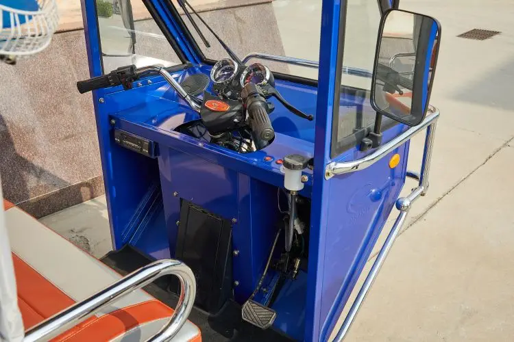 Sandi SD-R6  Three Wheeled Electric Tricycle for Passenger