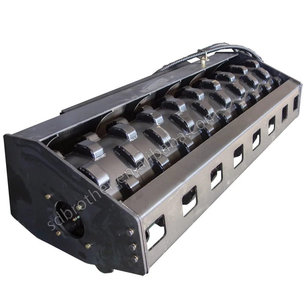 Вибрационный ролик с подкладкой для погрузчика с бортовым поворотом