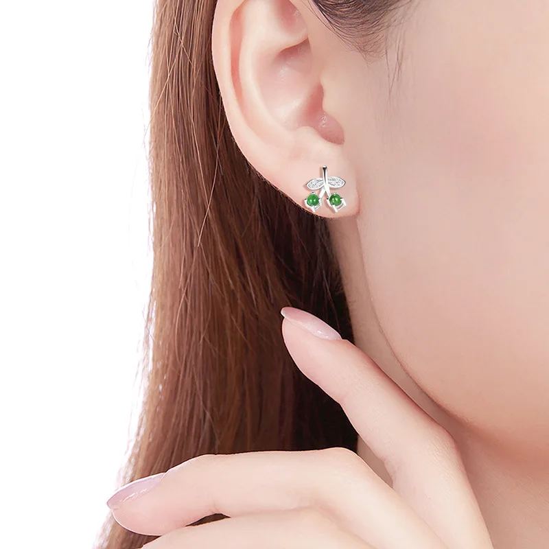 Natural jadeite sun green ear stud S925 silver inlay give appraisal certificate D620