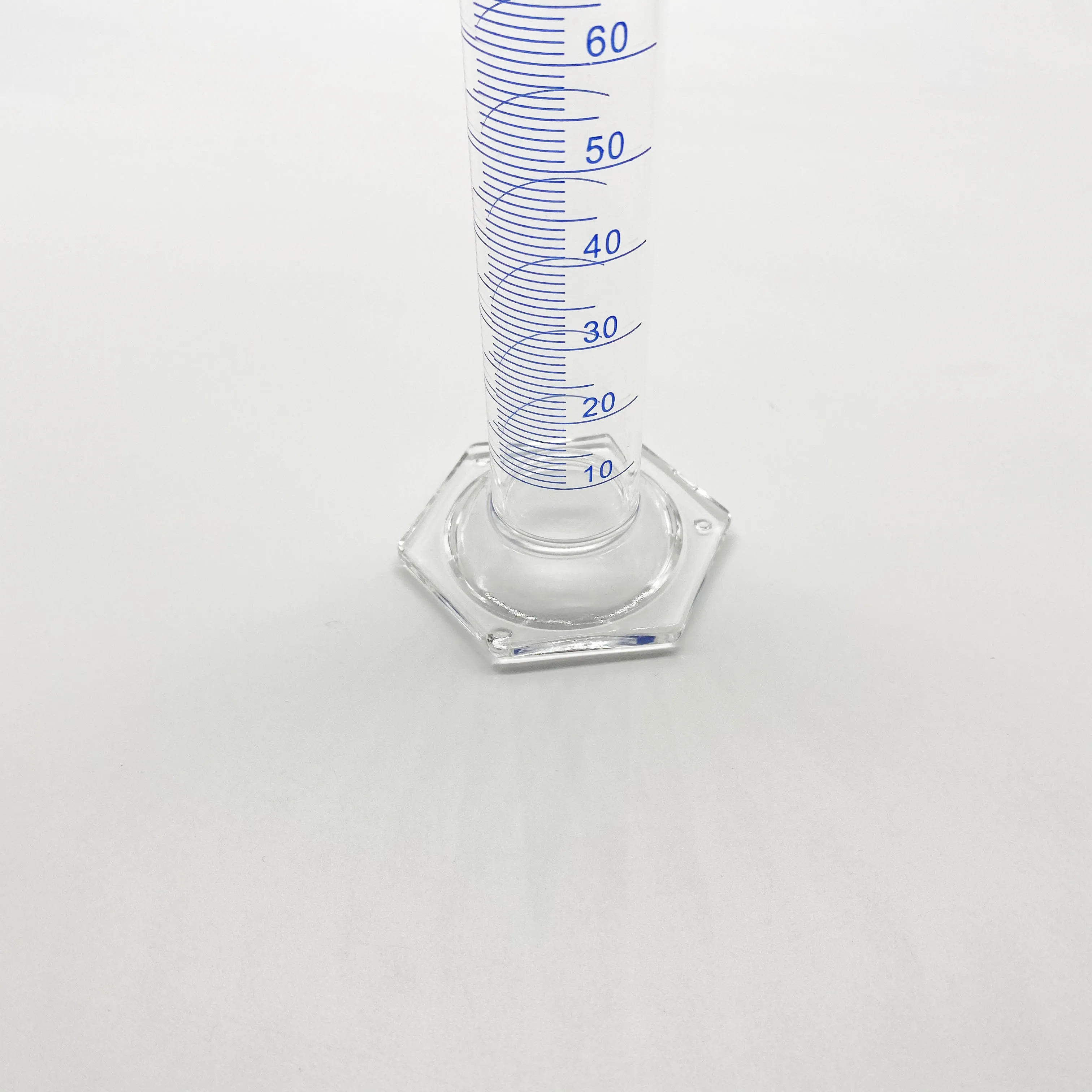 
China Manufacturer Good Price Glass / Plastic Stopper Hexagonal Base Measuring Cylinder 