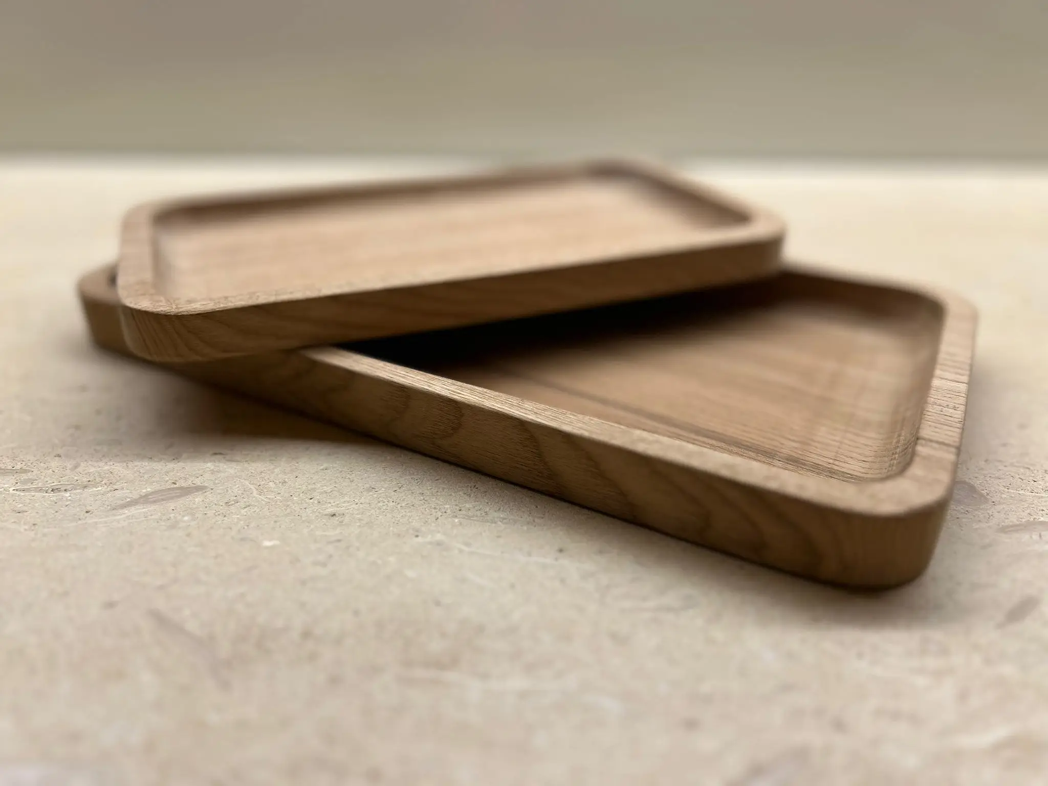 Italian Home Decor Wooden Products Handmade Durable Room Decoration Tray For Export in Heat Trated Italian High Quality Wood